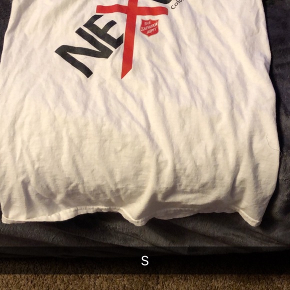 $2 clothes - Picture 2 of 8